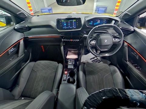 2022 Peugeot e-208 GT Electric - Thumbnail