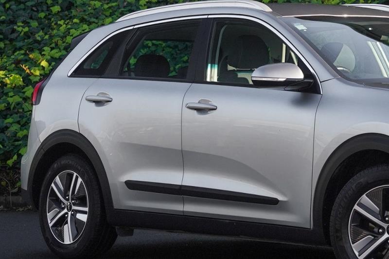 2021 Kia Niro Hybrid LX