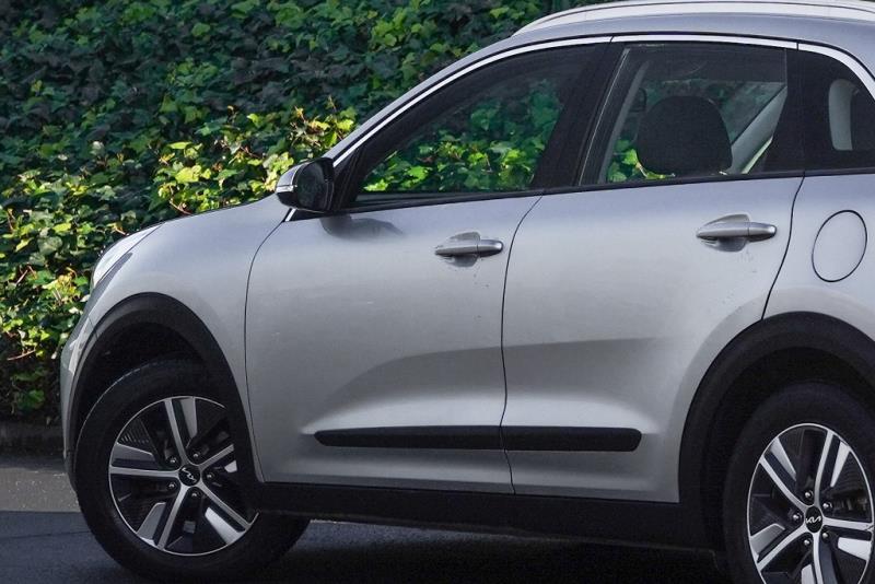 2021 Kia Niro Hybrid LX