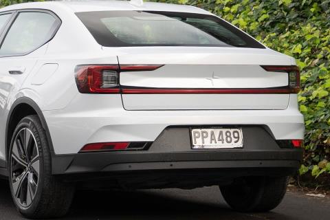 2022 Polestar 2 SRSM 69kWh - Thumbnail