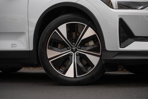 2022 Polestar 2 SRSM 69kWh - Thumbnail
