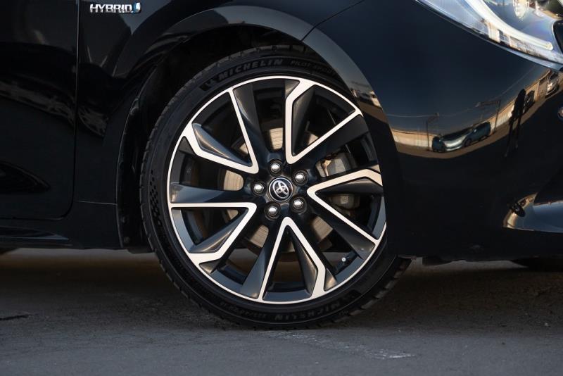 2018 Toyota Corolla Sport Hybrid G Z