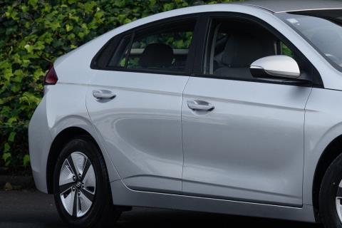 2022 Hyundai Ioniq II Hybrid - Thumbnail