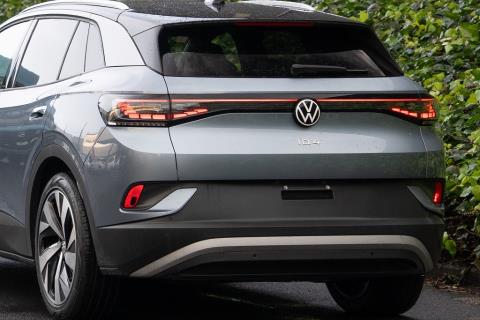 2023 Volkswagen ID.4 Pro Launch Edition - Thumbnail