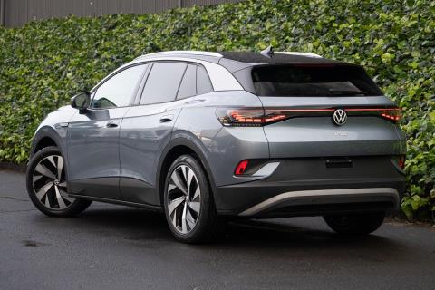 2023 Volkswagen ID.4 Pro Launch Edition - Thumbnail