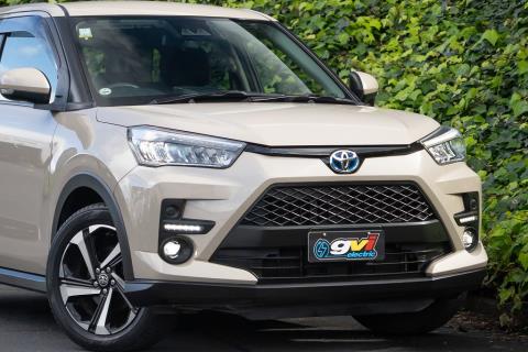 2021 Toyota Raize Z Hybrid - Thumbnail