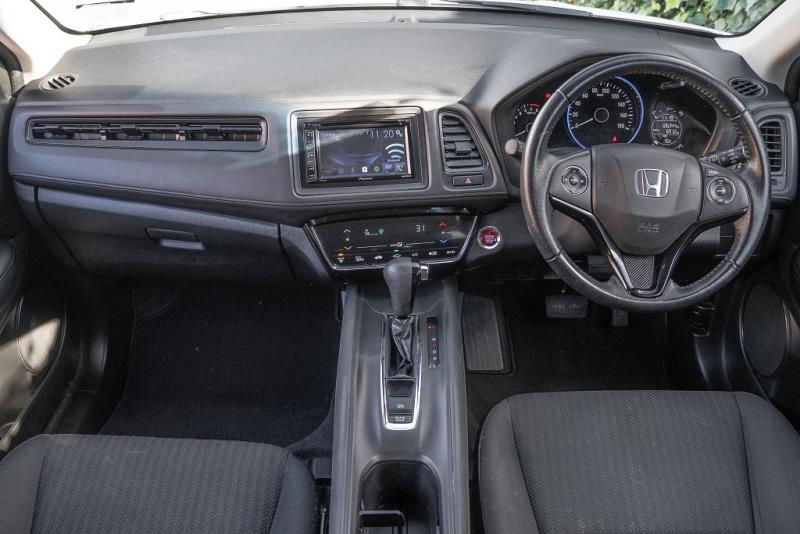 2017 Honda HR-V Sport / Vezel Petrol