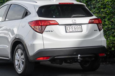 2017 Honda HR-V Sport / Vezel Petrol - Thumbnail
