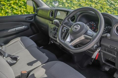 2023 Nissan NV350 / Caravan 5 Door - Thumbnail