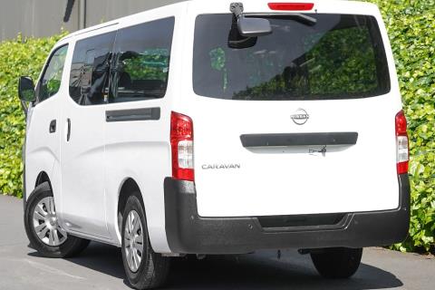 2023 Nissan NV350 / Caravan 5 Door - Thumbnail