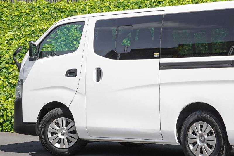 2023 Nissan NV350 / Caravan 5 Door