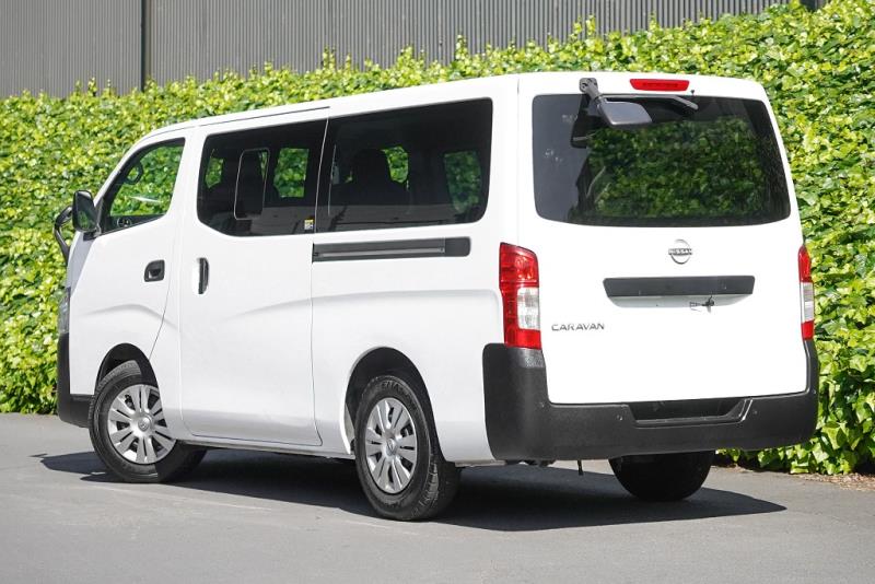 2023 Nissan NV350 / Caravan 5 Door
