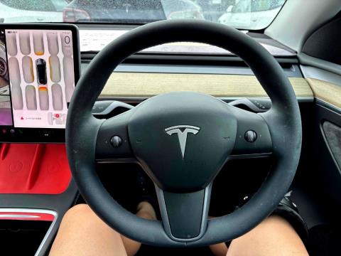 2023 Tesla Model Y 60kWh - Thumbnail