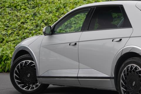 2023 Hyundai Ioniq 5 Lounge 72kWh - Thumbnail