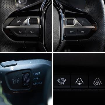 2022 Peugeot e-208 GT Electric - Thumbnail