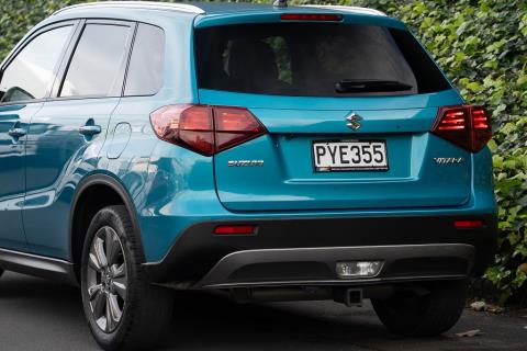 2023 Suzuki Vitara JLX 1.6P - Thumbnail
