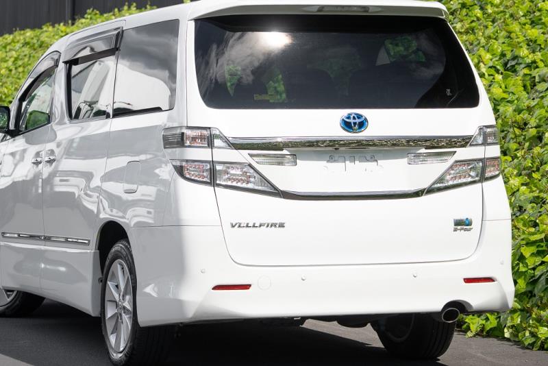 2014 Toyota Vellfire / Alphard ZR
