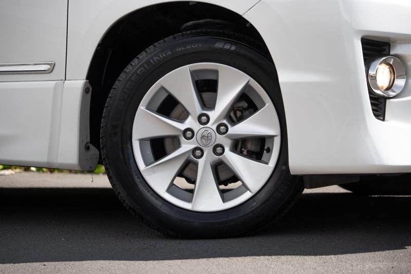 2014 Toyota Vellfire / Alphard ZR