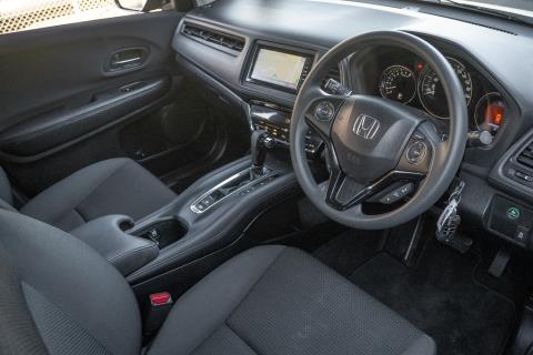 2019 Honda HR-V S / Vezel - Thumbnail