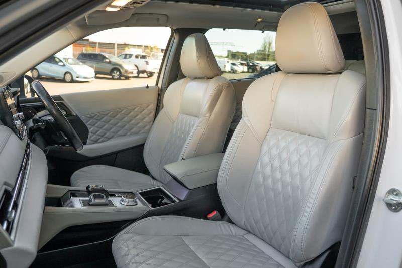 2022 Mitsubishi Outlander VRX 4WD