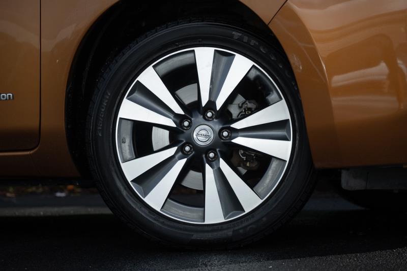 2017 Nissan Leaf 30X 74% SOH