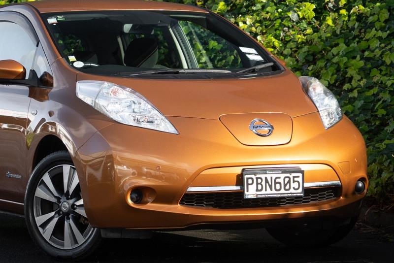 2017 Nissan Leaf 30X 74% SOH