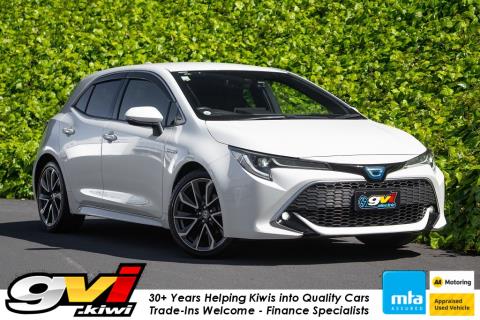 2018 Toyota Corolla Hybrid /  Auris - Thumbnail