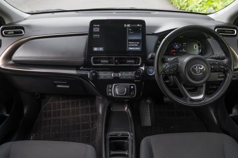 2021 Toyota Aqua Z Hybrid - Thumbnail