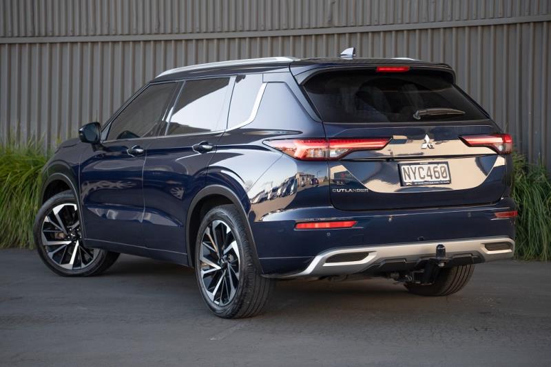 2022 Mitsubishi Outlander VRX 4WD