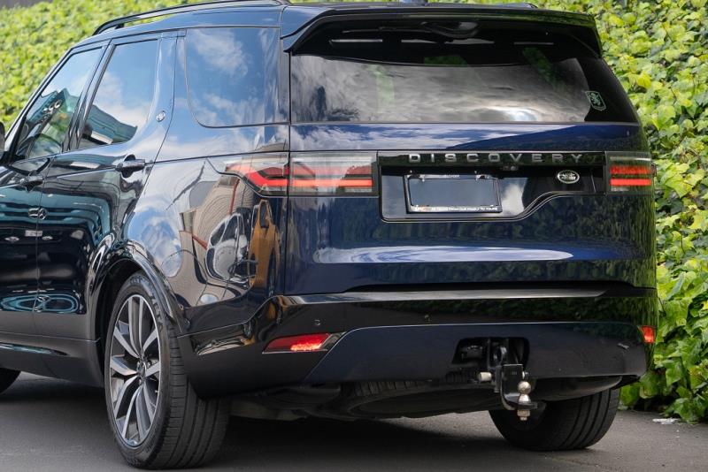 2021 Land Rover Discovery D250 R-Dynamic