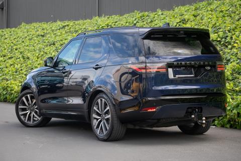 2021 Land Rover Discovery D250 R-Dynamic - Thumbnail