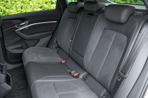 2022 Audi e-tron Sportback 4WD - Thumbnail