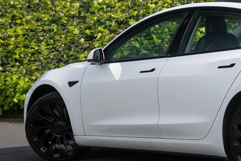 2020 Tesla Model 3 Performance