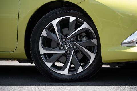 2017 Toyota Auris Hybrid G / Corolla - Thumbnail