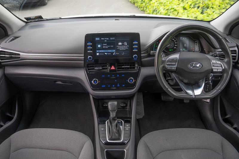 2022 Hyundai IONIQ Hybrid