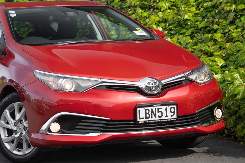 2017 Toyota Corolla GLX / Auris 1.8P