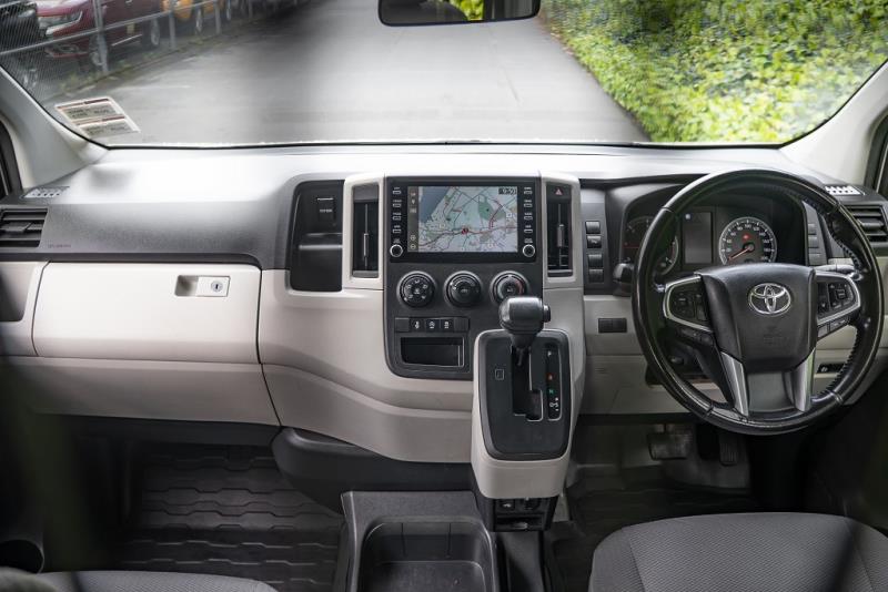 2021 Toyota Hiace ZR GVN 2.8DT