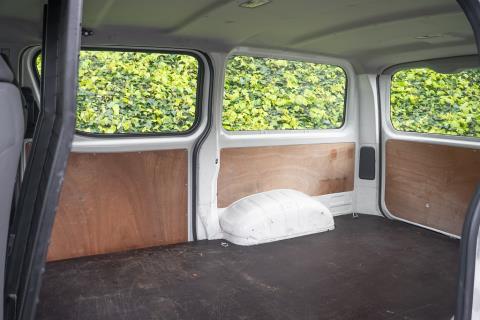 2021 Toyota Hiace ZR GVN 2.8DT - Thumbnail
