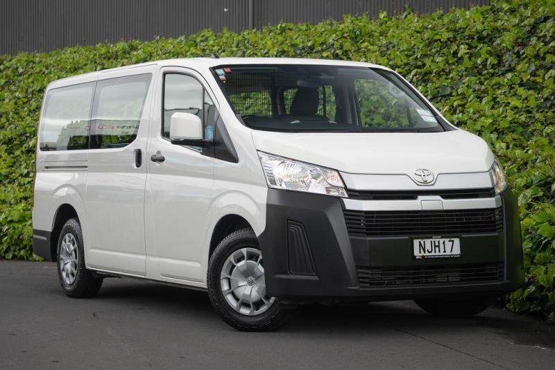 2021 Toyota Hiace ZR GVN 2.8DT