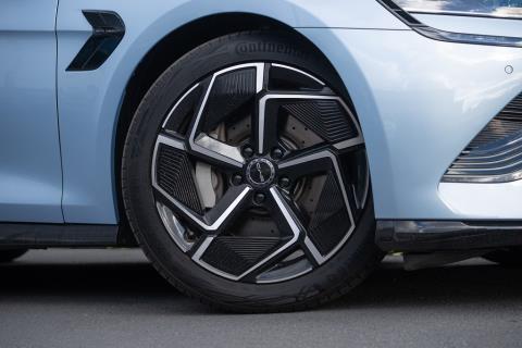 2024 BYD Seal Premium Long Range - Thumbnail