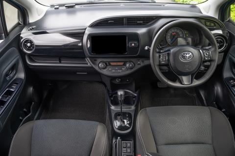 2017 Toyota Vitz Hybrid / Yaris Sport - Thumbnail
