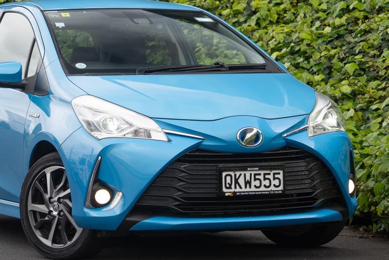 2017 Toyota Vitz Hybrid / Yaris Sport