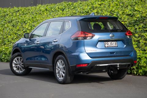 2022 Nissan X-Trail ST 2.5P - Thumbnail