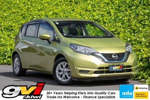 2018 Nissan Note e-Power X - Thumbnail