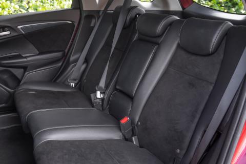 2016 Honda Shuttle X Hybrid - Thumbnail