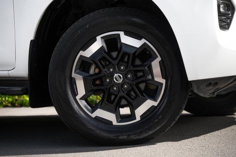 2022 Nissan Navara ST-X 2.3D/7AT - Thumbnail