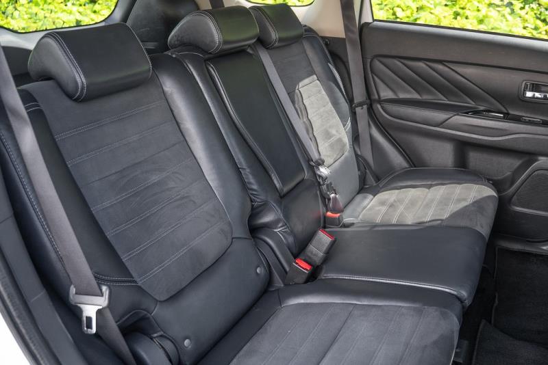 2018 Mitsubishi Outlander PHEV G