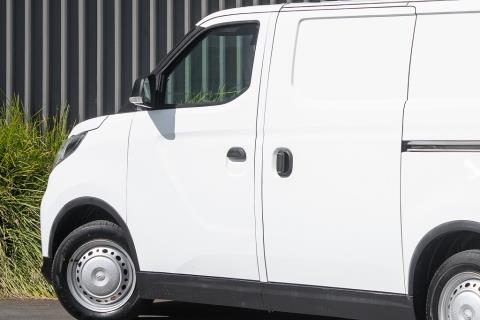 2021 LDV eDeliver 3 50kWh 4 Door - Thumbnail