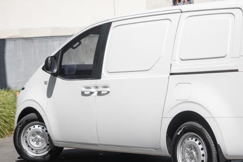 2025 Hyundai Staria Load 2.2DT - Thumbnail